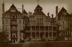 Basin Park Hotel - The 1886 Crescent Haunted Hotel & Spa