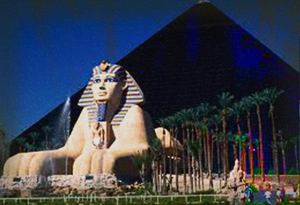 The Luxor Hotel - FrightFind