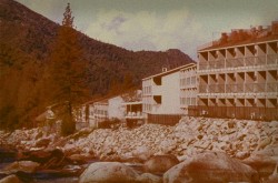 Yosemite View Haunted Lodge