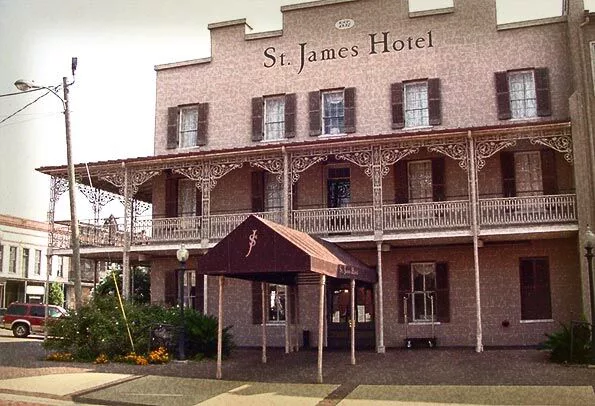 Haunted St James Hotel In Alabama Frightfind