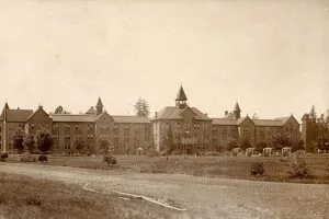 Old Haunted Western State Hospital