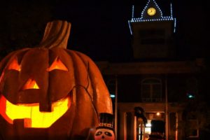 Halloweentown in St Helens, Oregon Giant Pumpkin Lighting