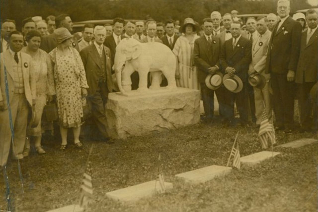 Showmen's Rest Circus & Clown Cemetery - FrightFind