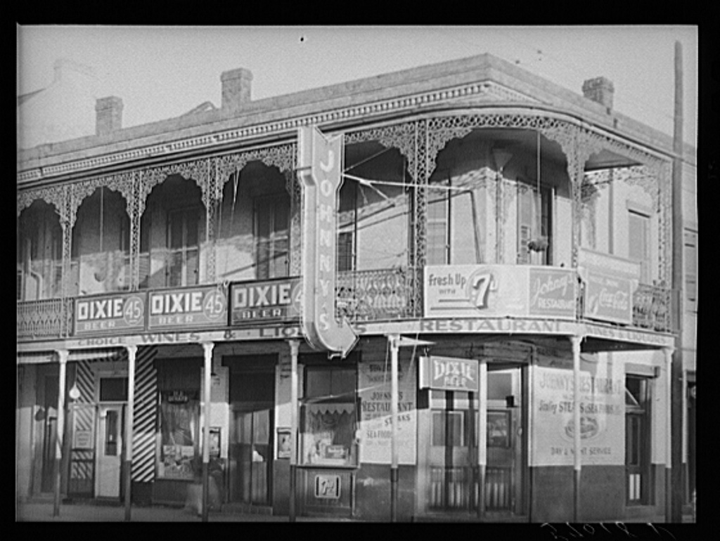 old-building-new-orleans-louisiana-