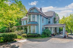 Wedgwood Inn Bed and Breakfast